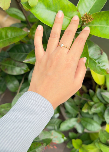 Small Solitaire Adjustable Ring