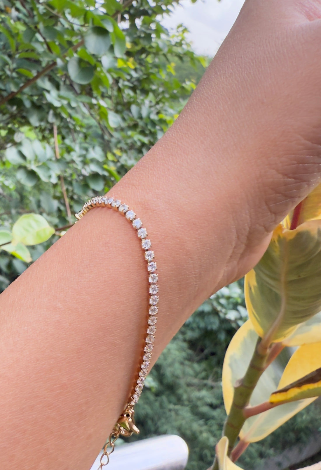Gleam Line Bracelet