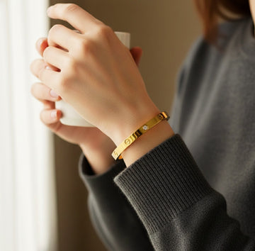 Oval Cubic Zirconia Kada