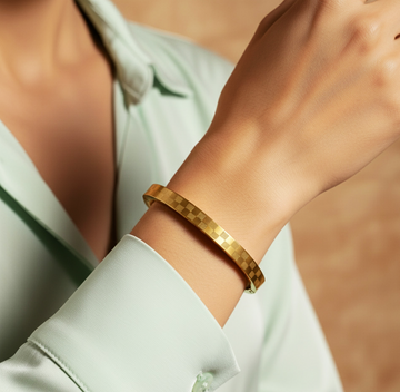 Golden Royal Grid Kada