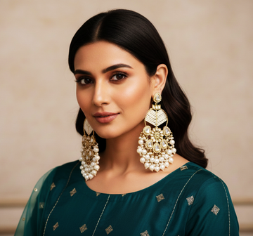 Tanira Kundan Pearl Earrings