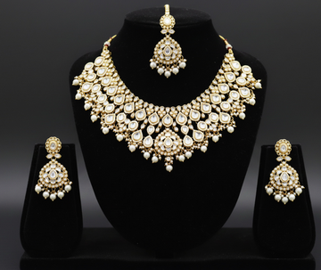 Aradhya Kundan Bridal Set
